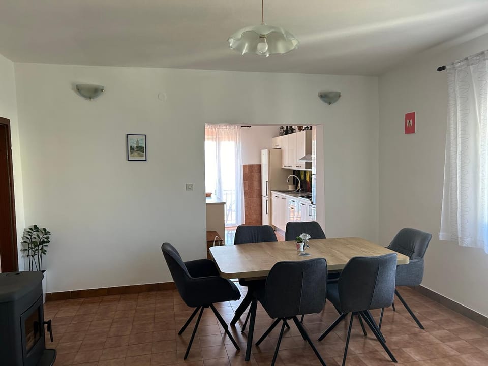 Apartment Roko Apartment in Tisno