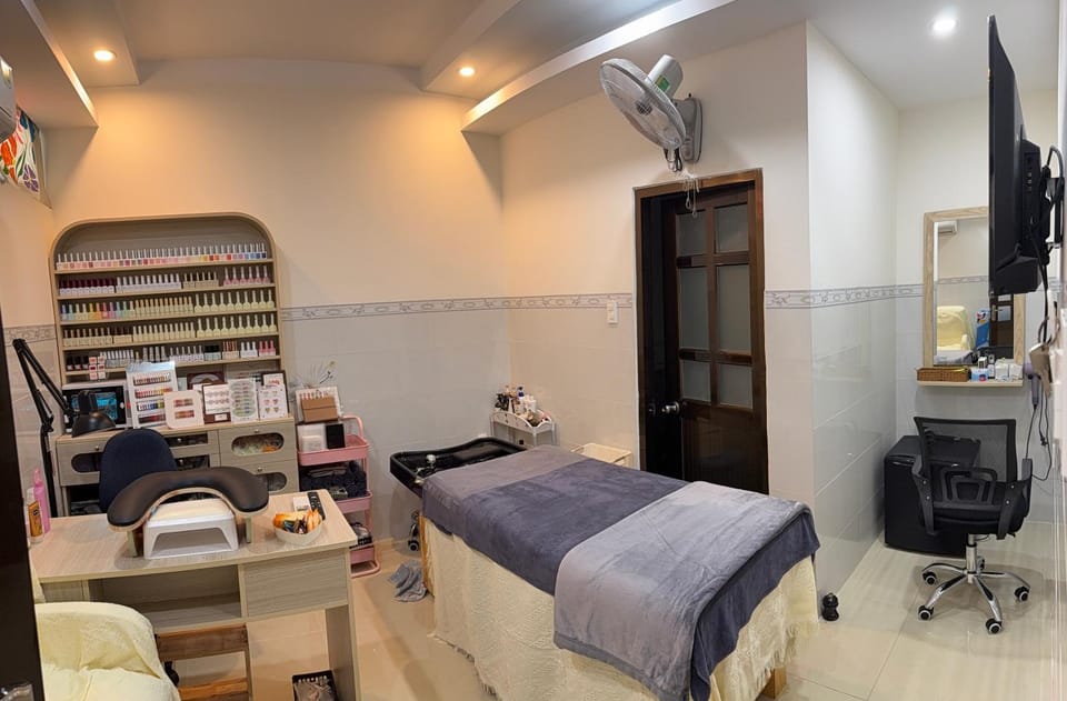 The Fiii Homestay&Beauty Bed and Breakfast in Vung Tau