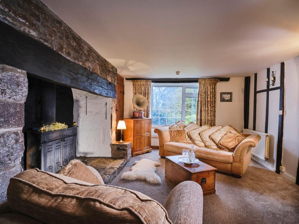 Communal lounge/ TV room, Seating area