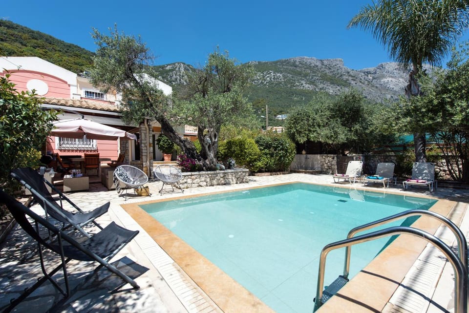 Property building, Swimming pool