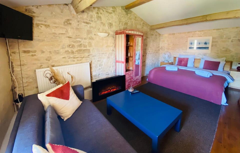 La Barauderie , chambre individuelle Bed and Breakfast in Nouvelle-Aquitaine