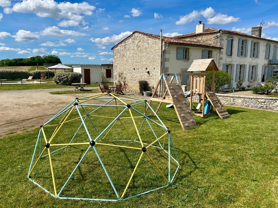 La Barauderie , chambre individuelle Bed and Breakfast in Nouvelle-Aquitaine