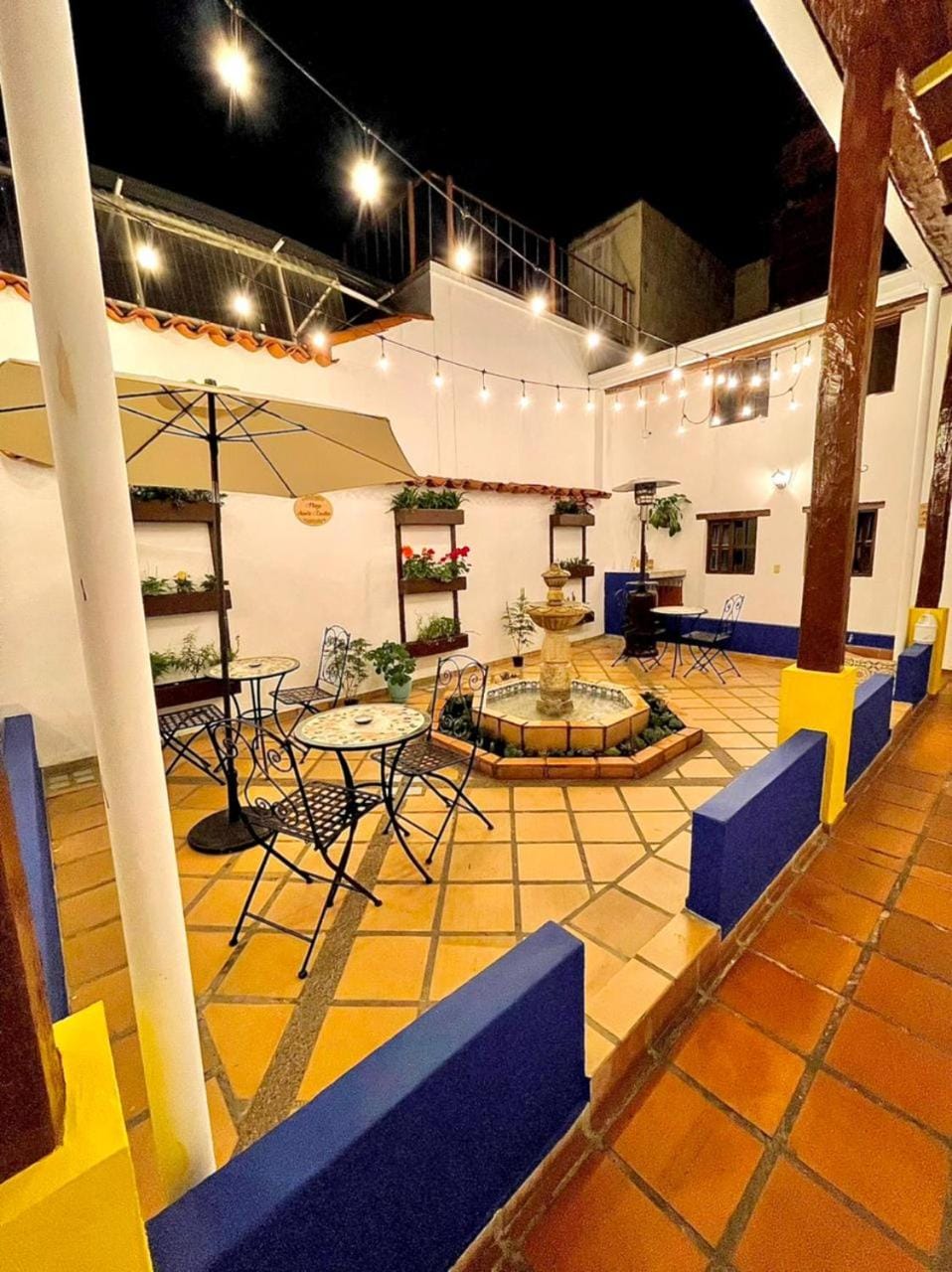 La Casa de las Plazas URBAN Bed and Breakfast in Bogota