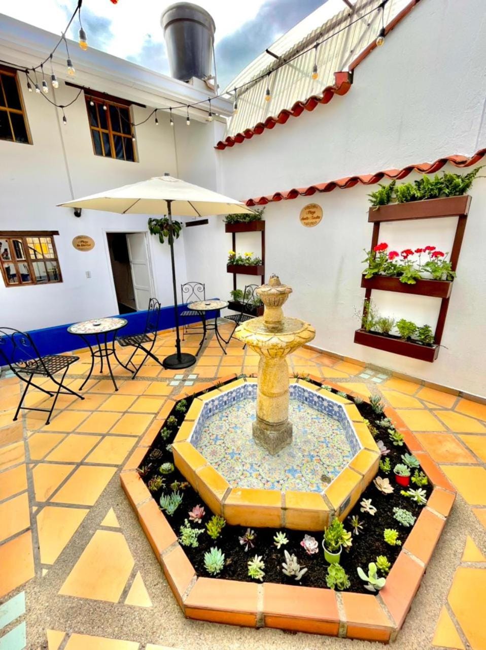 La Casa de las Plazas URBAN Bed and Breakfast in Bogota