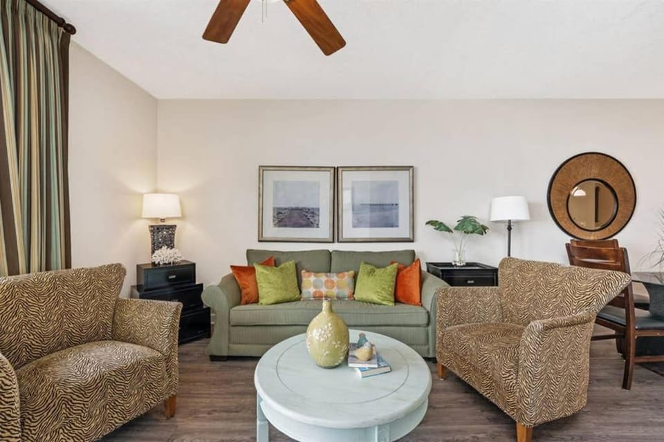 Grand Panama Beach Resort with ocean view Apartment in Panama City Beach