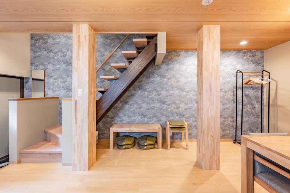 Living room, Photo of the whole room