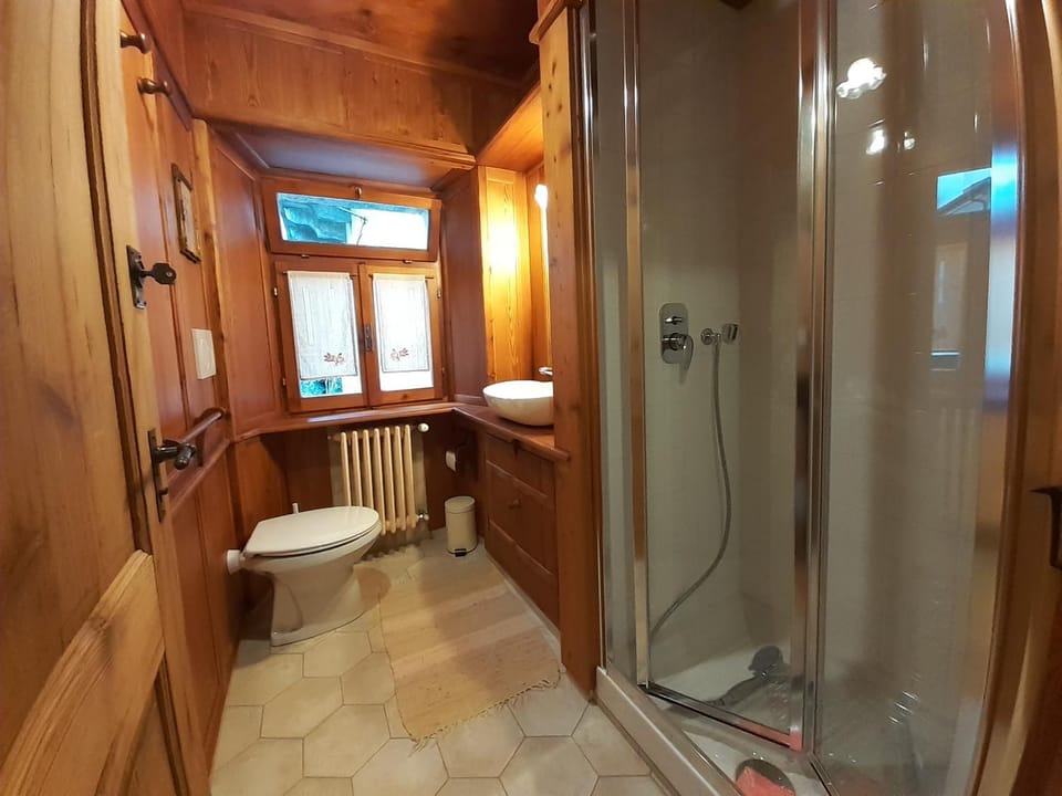 tana del paradiso due Apartment in Canton of Valais