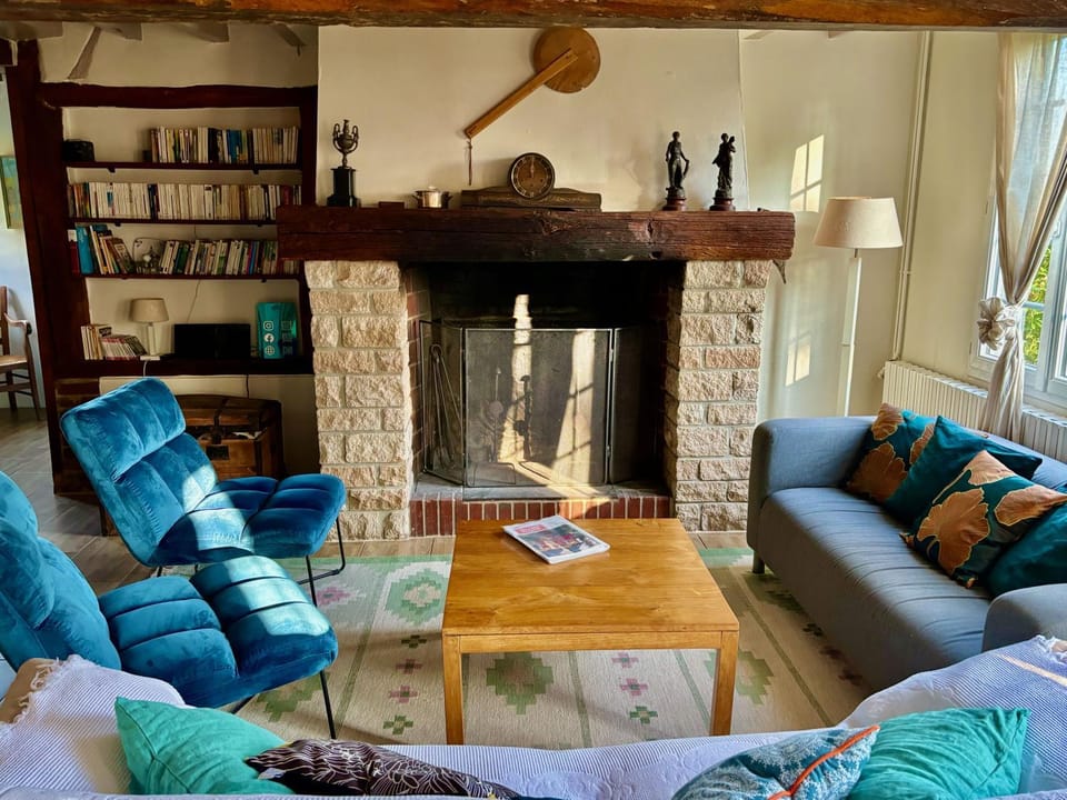 Living room, flat iron