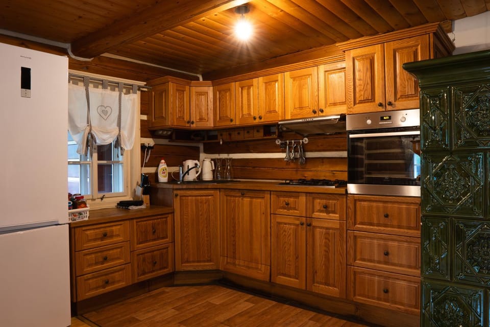 Communal lounge/ TV room, Kitchen or kitchenette, Kitchen or kitchenette, dishwasher, minibar, oven, pet friendly, stove