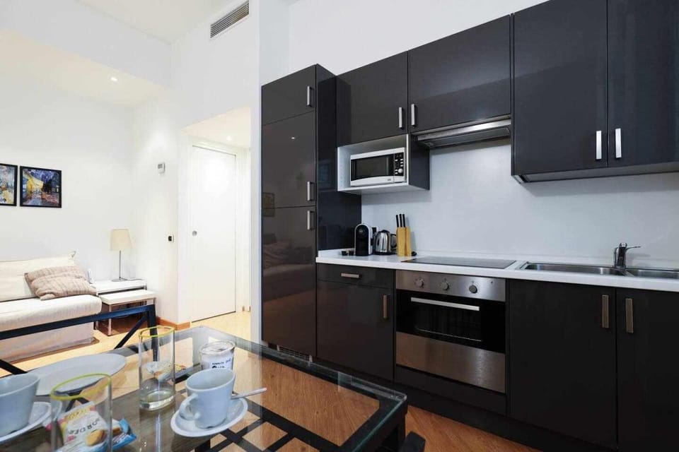 Kitchen or kitchenette, minibar, pet friendly, stove