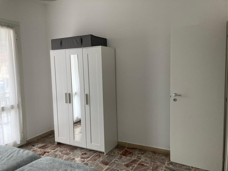 Happy House Diano Marina Apartment in San Bartolomeo al Mare