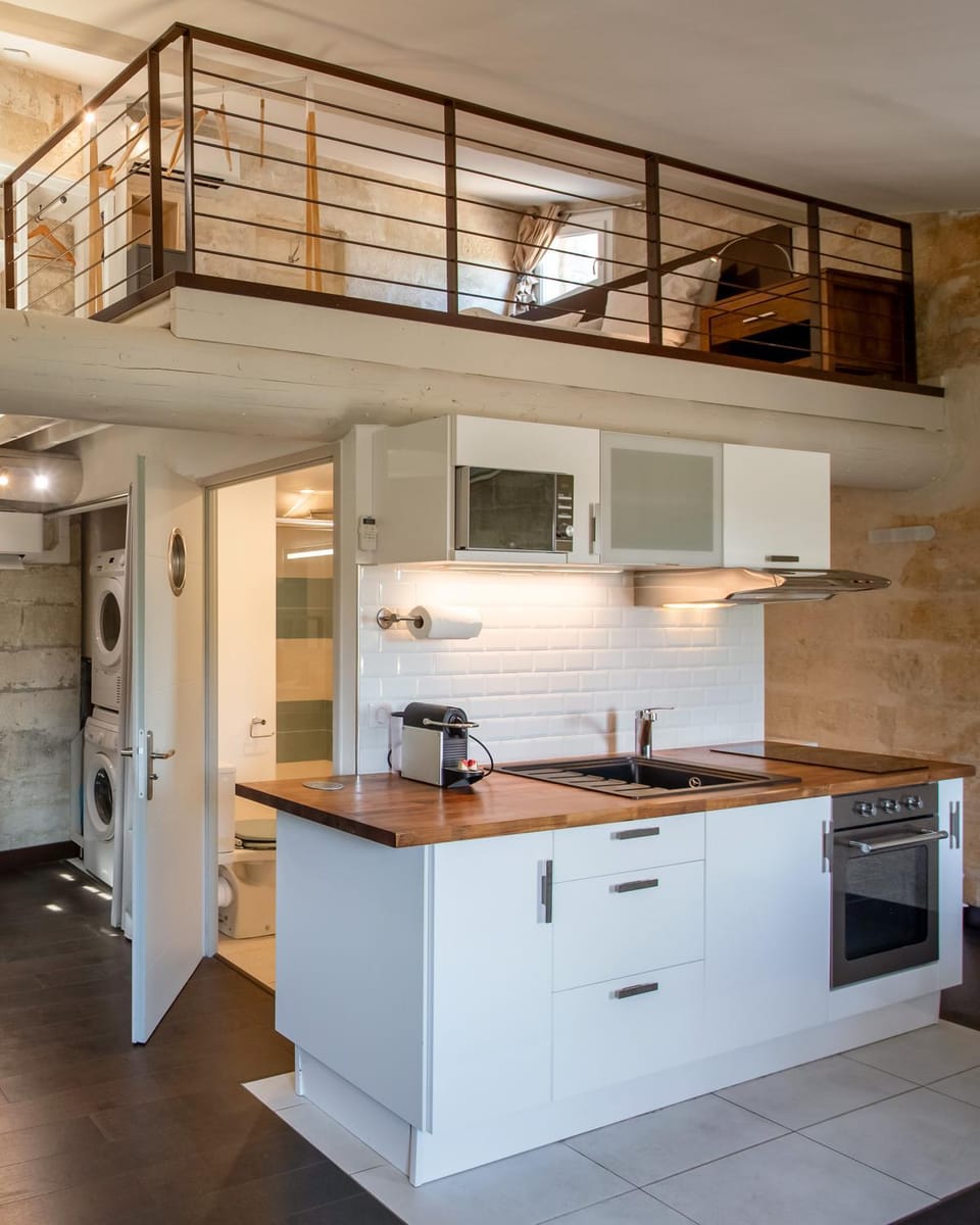 Kitchen or kitchenette, stove