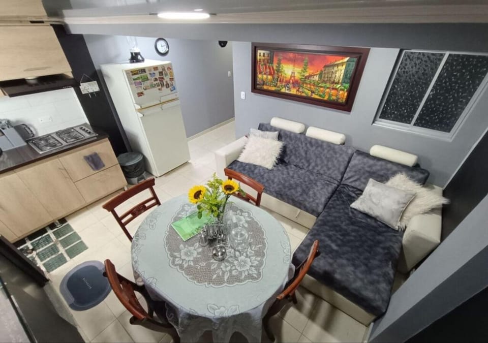 Communal lounge/ TV room, Living room, Dining area