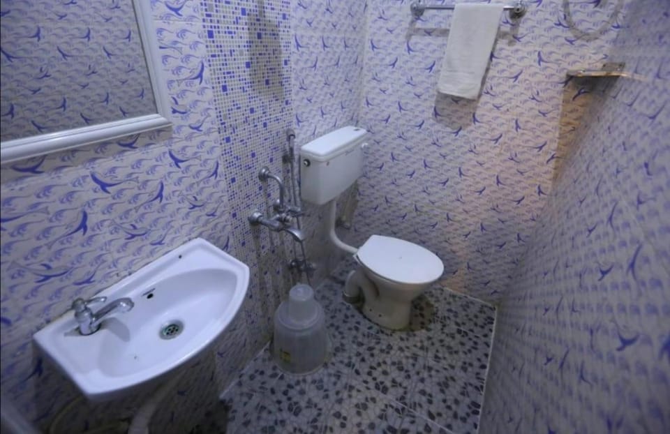 Le Apex Inn Bed and Breakfast in Puducherry, India