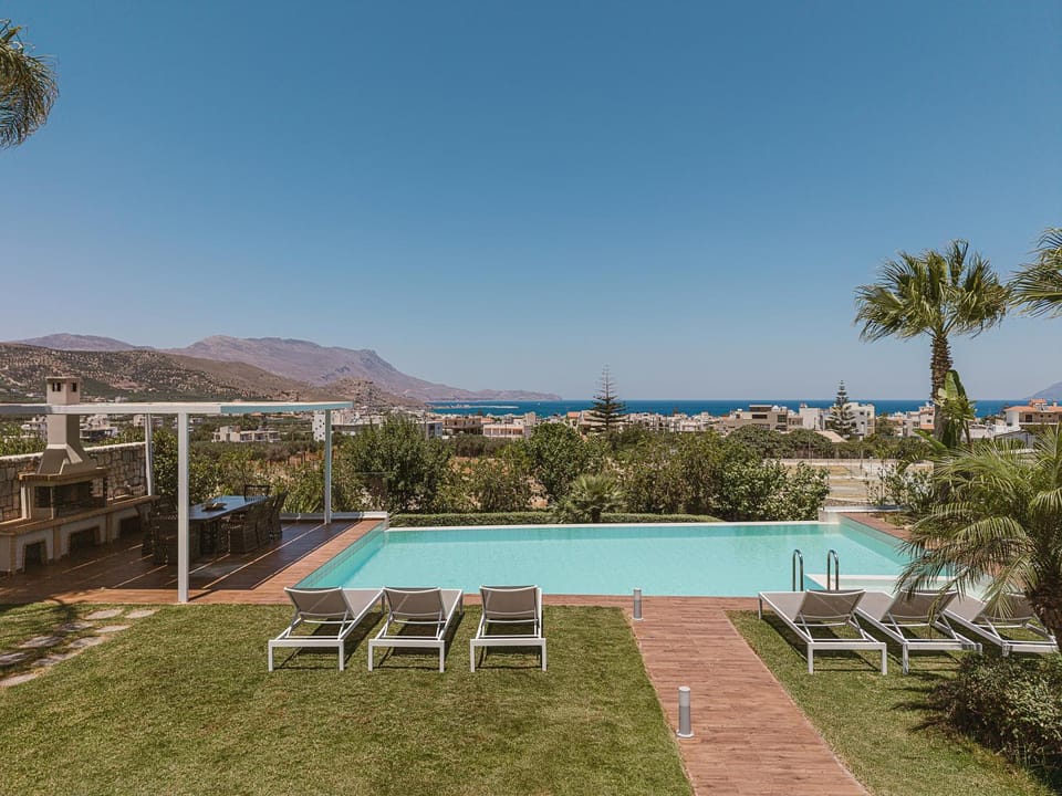 Spring, Day, Natural landscape, Mountain view, Pool view, Swimming pool, sunbed