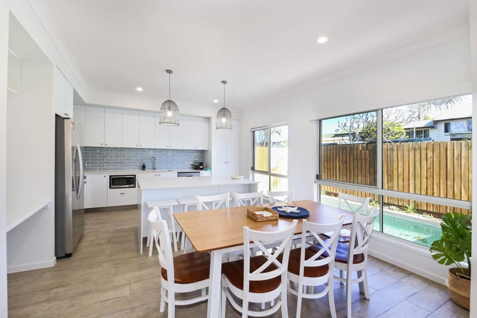 11 Ann Street House in Coolum Beach