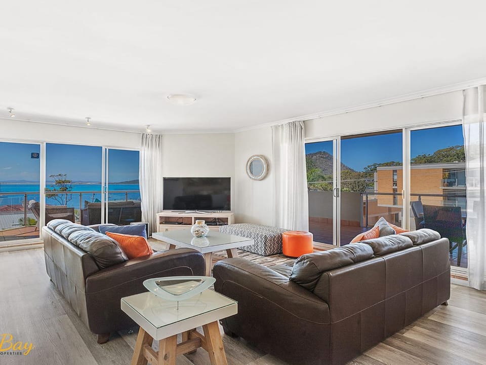 Living room, Sea view