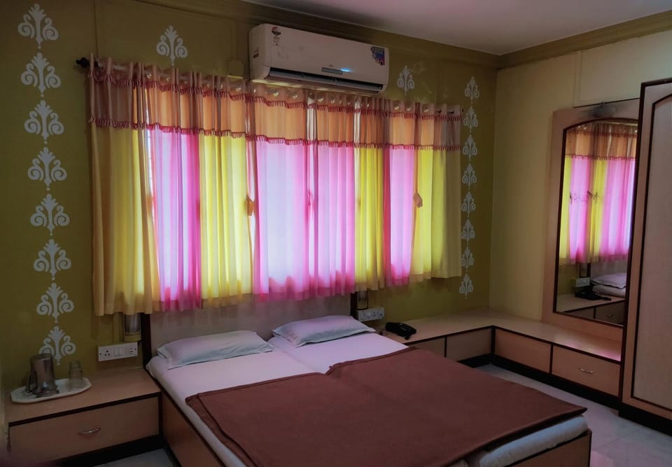 Hotel Ayodhya Hotel in Maharashtra