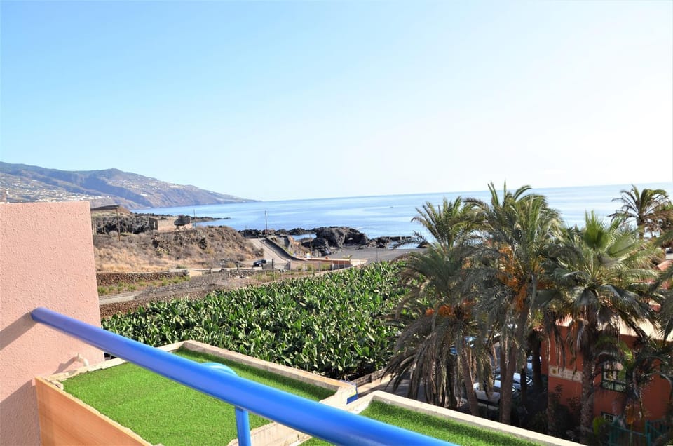 El Alisio Beach Apartment in La Palma