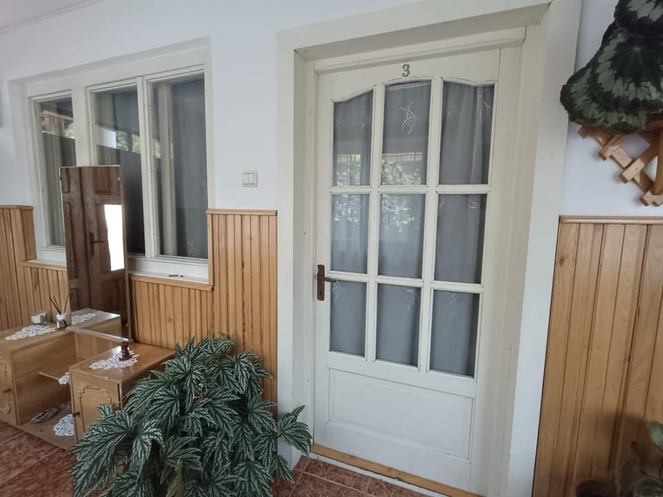 Kerekes Vendégház Bed and Breakfast in Cluj County