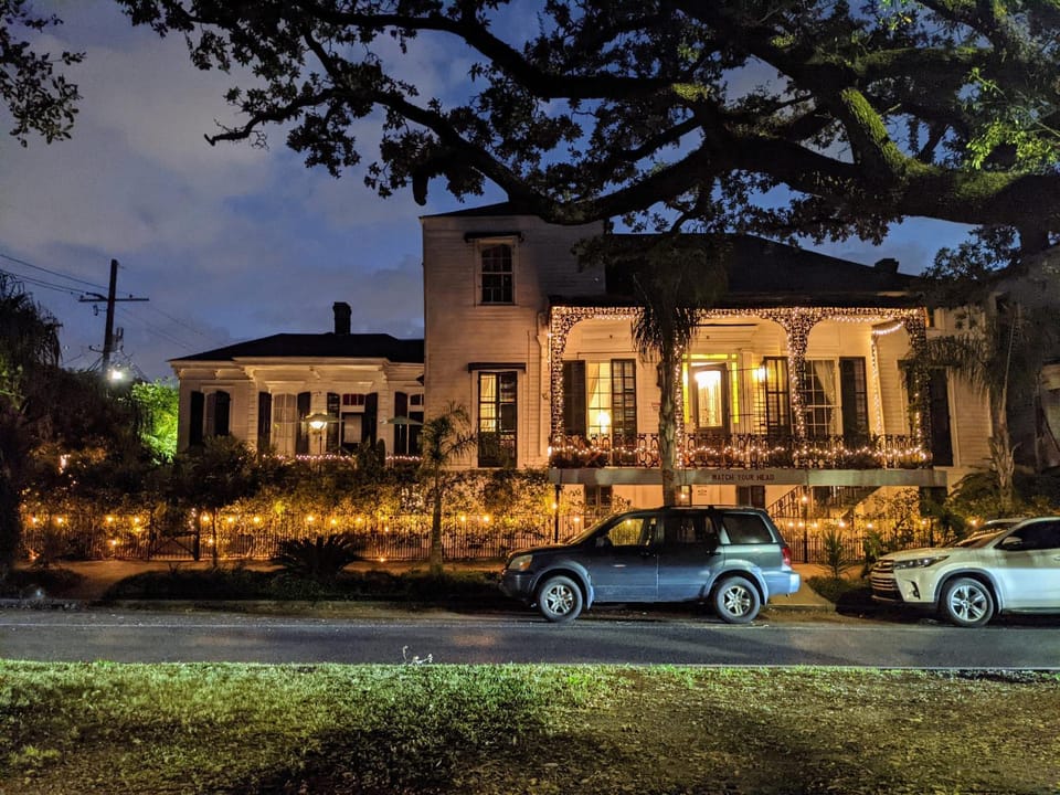 The Esplanade Guesthouse Mansion Bed and Breakfast in New Orleans