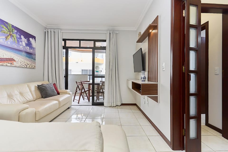 964 - Apartamento com vista para o mar, localizado na Avenida da praia do Centro de Bombinhas - 1 Vaga na Garagem Apartment in Bombinhas