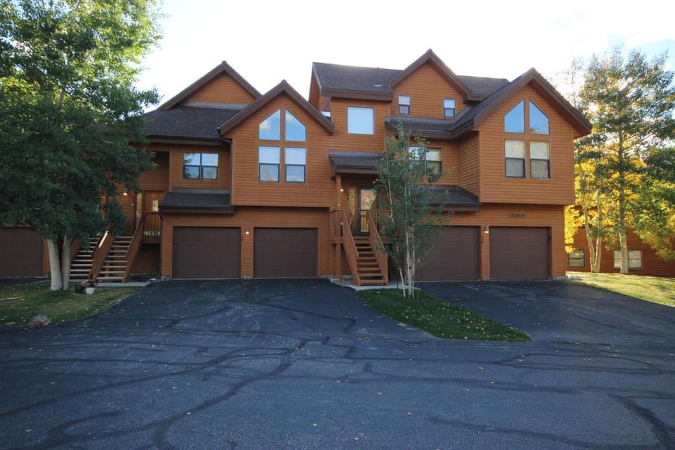 Snake River 1 by SummitCove Lodging House in Keystone