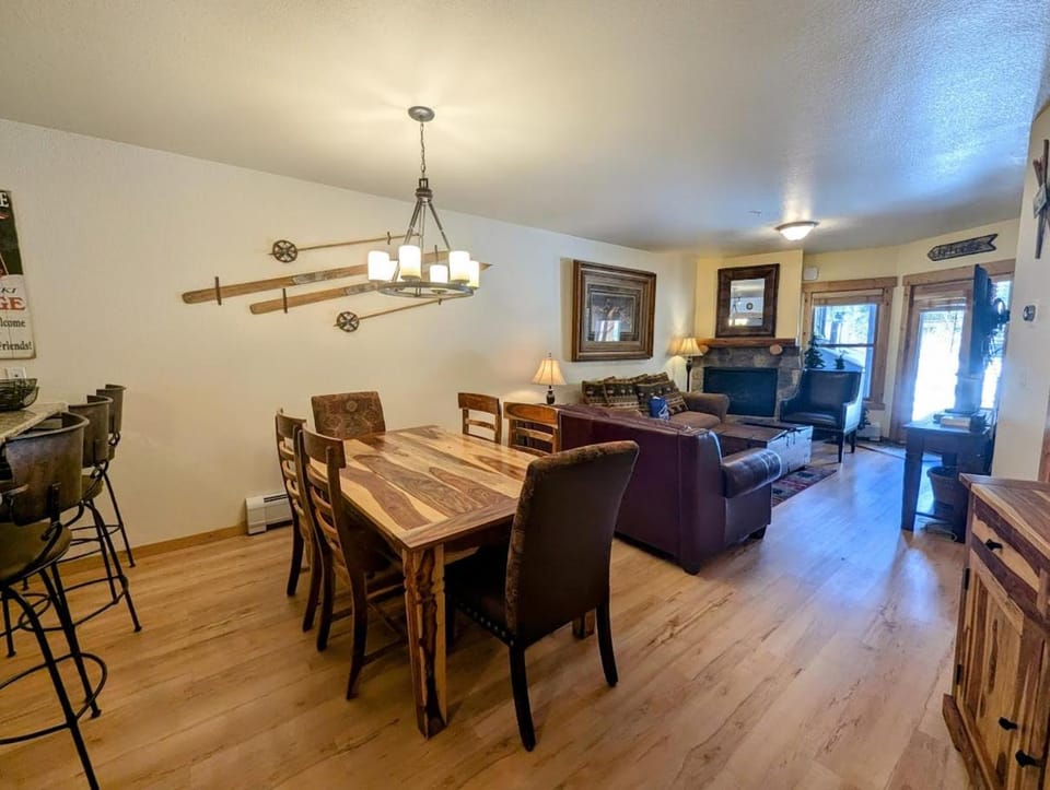 Tenderfoot Lodge 2611 by SummitCove Lodging in Colorado House in Keystone
