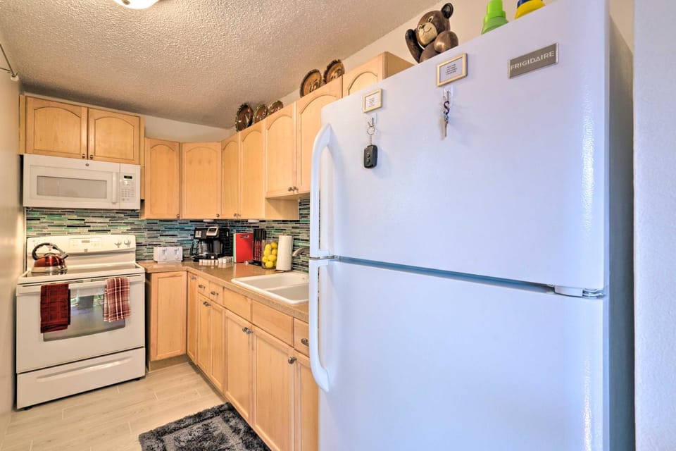 Santa Fe Bungalow ~ 2 Mi to Downtown! House in Santa Fe