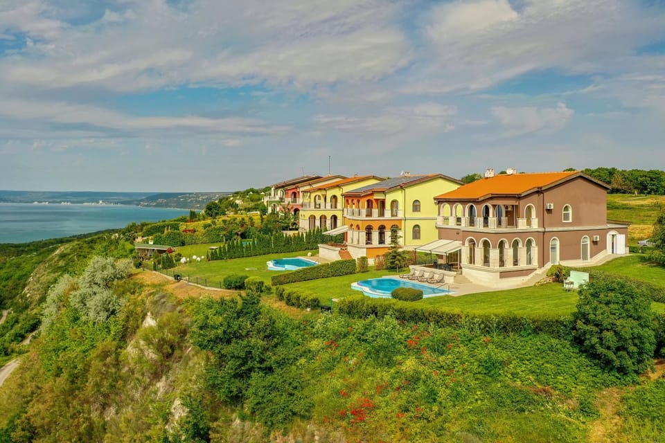 Natural landscape, Sea view, Swimming pool