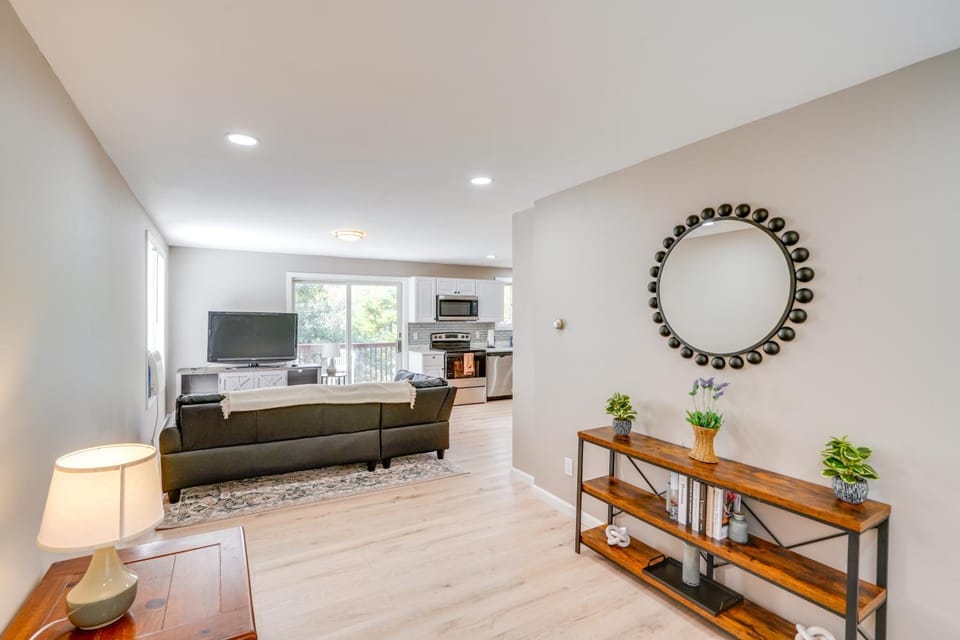 Relaxing Catskills Apt < 3 Mi to Windham Mountain! Apartment in Capital District, NY, USA