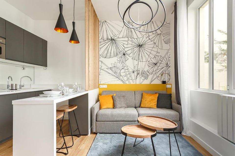 Kitchen or kitchenette, Living room, Seating area, Dining area, Inner courtyard view