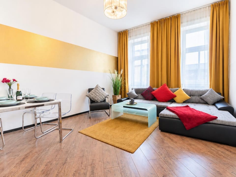Living room, Photo of the whole room, Seating area
