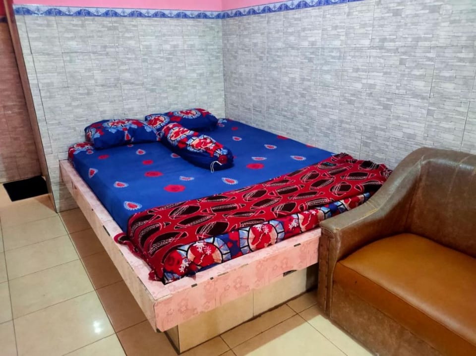 Living room, Seating area, Bedroom
