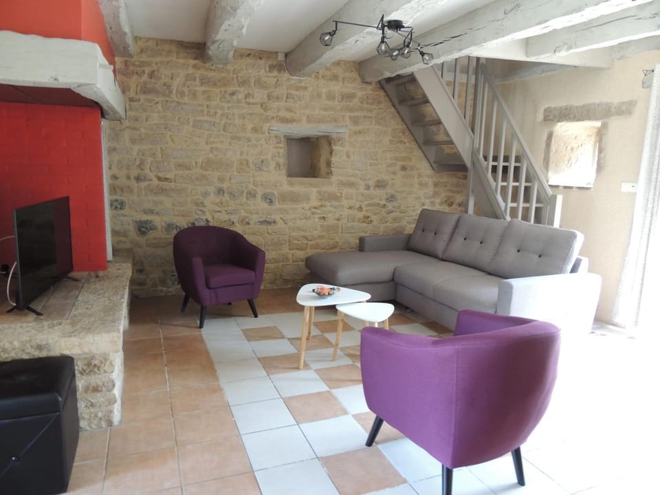 GITE LA CAVE House in Occitanie