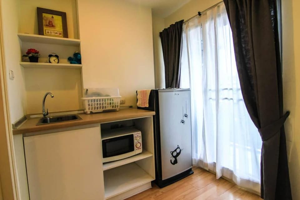 Nice Condo near Ramkhamhaeng 60, Lam Sali MRT Apartment in Bangkok
