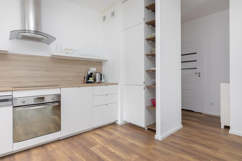 Kitchen or kitchenette, Living room, Seating area