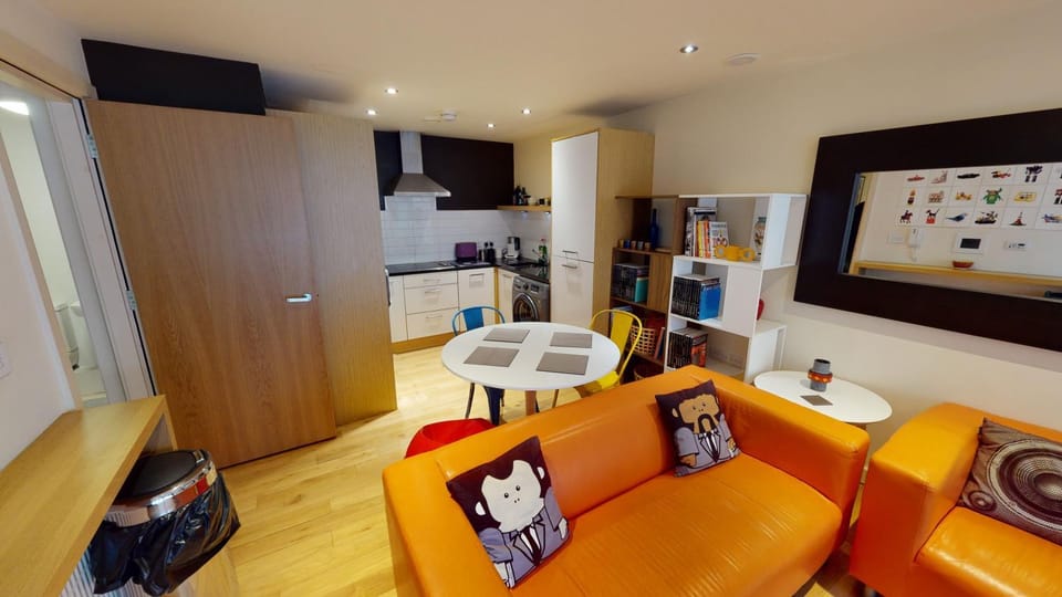 Central Perks Apartment (sleeps 4) Apartment in Hull