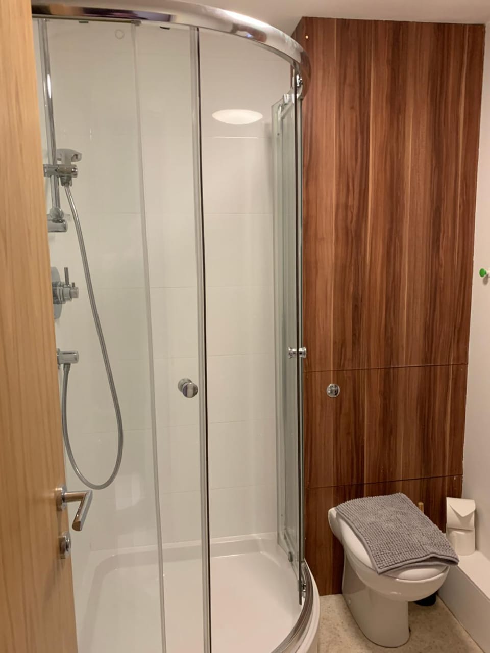 Central Perks Apartment (sleeps 4) Apartment in Hull