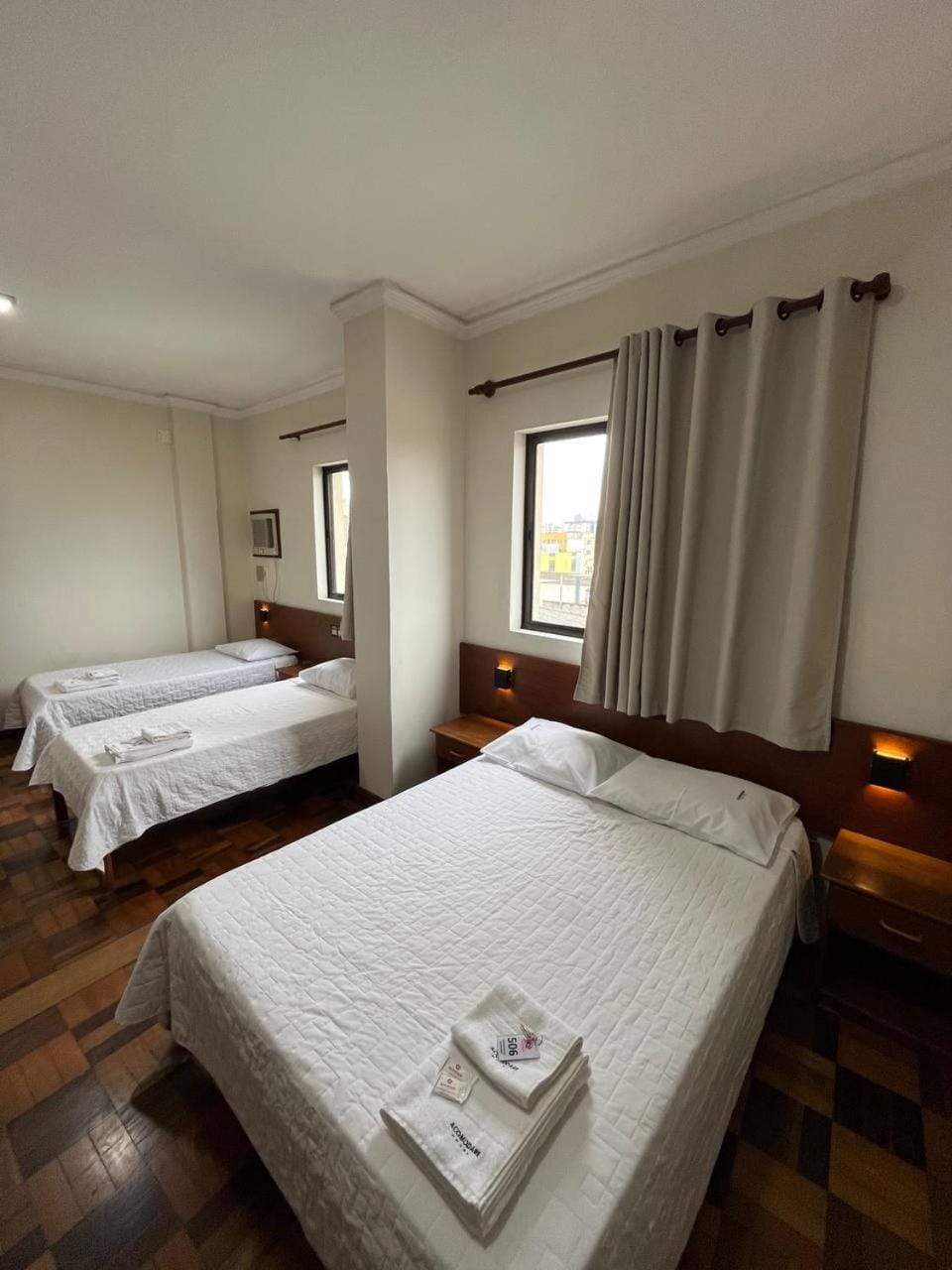 Bedroom, wedding, air conditioner