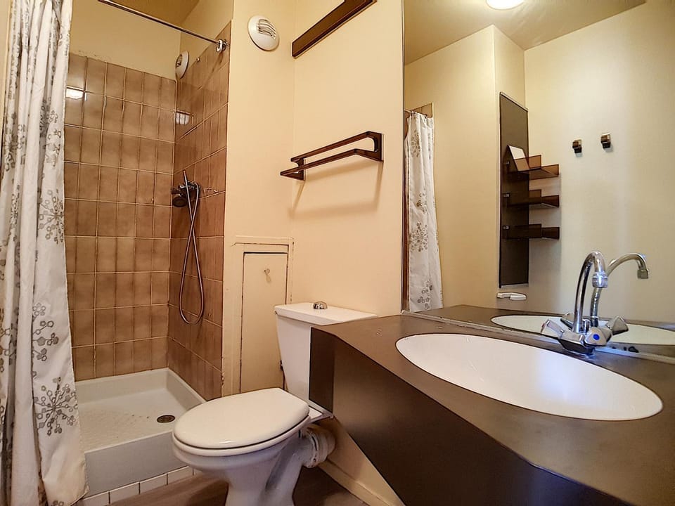 Bathroom, Other