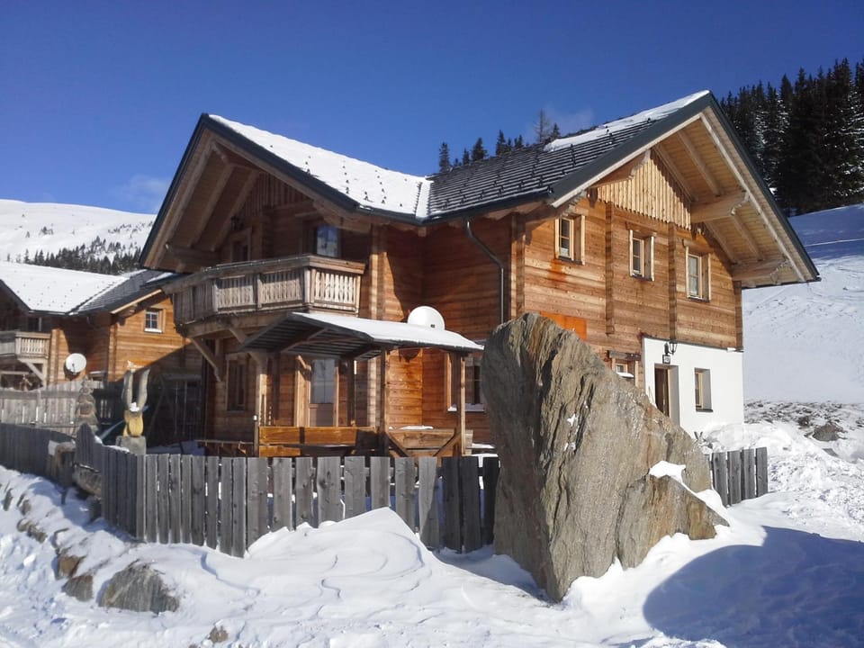 Almrauschhütte Markus Chalet in Styria