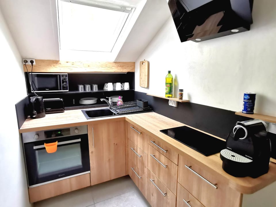 Coffee/tea facilities, Kitchen or kitchenette