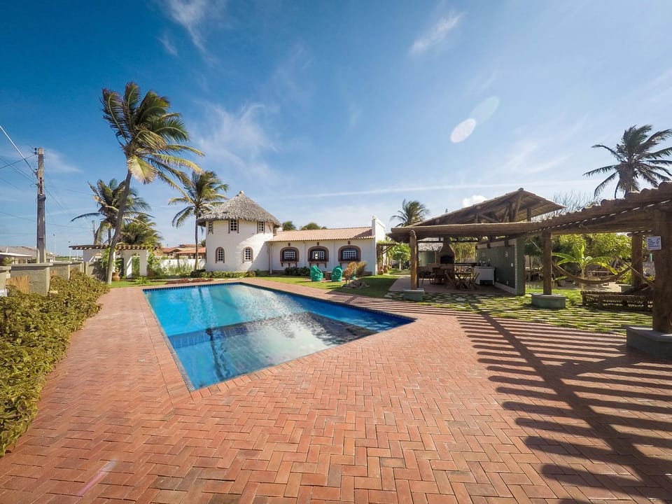 BBQ facilities, Garden, Balcony/Terrace, Floor plan, Communal kitchen, Garden view, Pool view, Swimming pool, Family