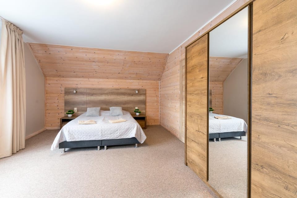 Bed, Photo of the whole room, Bedroom, towels, wardrobe