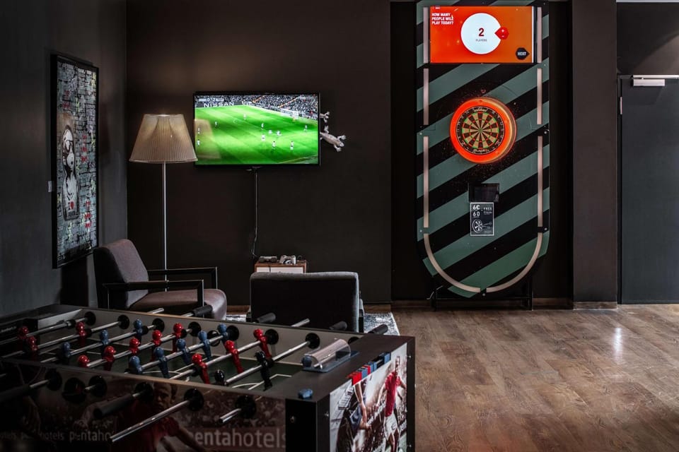 Lounge or bar