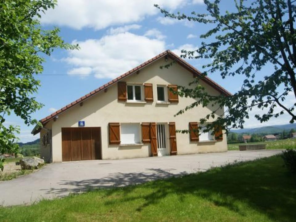 Gîte spacieux avec cheminée, proche nature, accessible PMR, idéal famille et motards - FR-1-589-34 House in Vosges