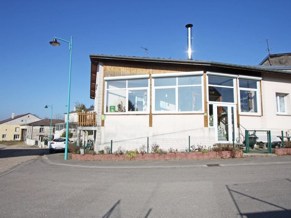 Charmant apt avec accès indépendant, terrasse, proche Épinal et activités culturelles - FR-1-589-138 House in Vosges