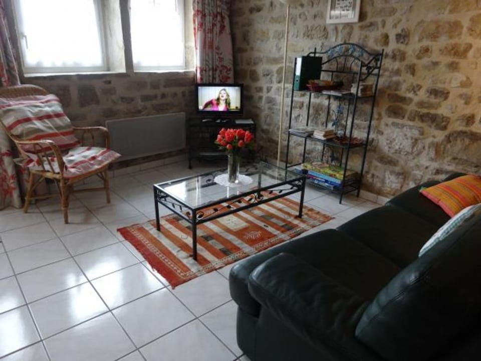 Gîte authentique avec terrasse, jardin, proche thermes et nature - FR-1-589-212 House in Vosges