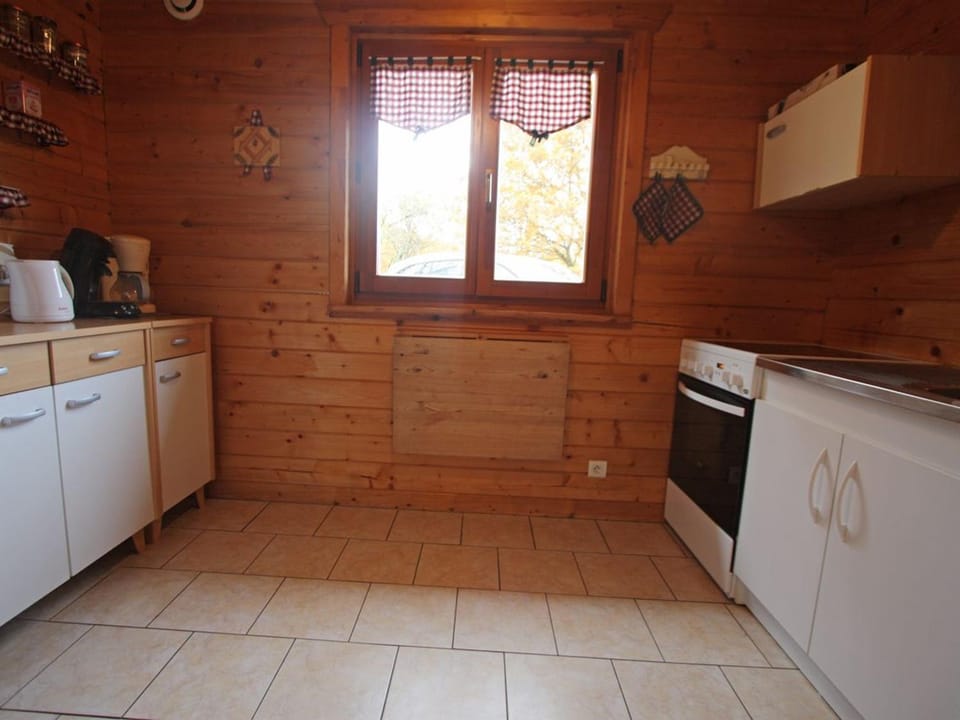 Chalet confortable avec cheminée à Taintrux - FR-1-589-222 House in Vosges